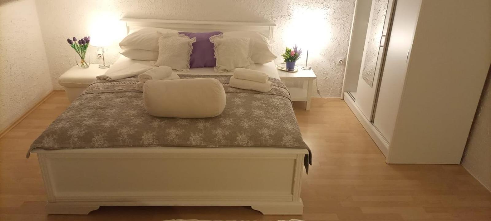 Apartment Jozefina Porec Luaran gambar